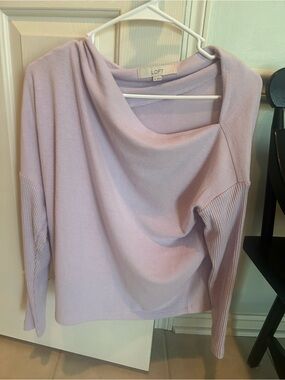 LOFT Lavender Off The Shoulder Sweater size M - Like New